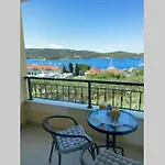 A Lovely And Cozy With A Breathtaking View 2