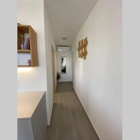 Apartmán A Lovely And Cozy With A Breathtaking View 2 Vis