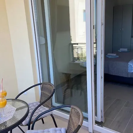 Apartment A Lovely And Cozy With A Breathtaking View 2 *